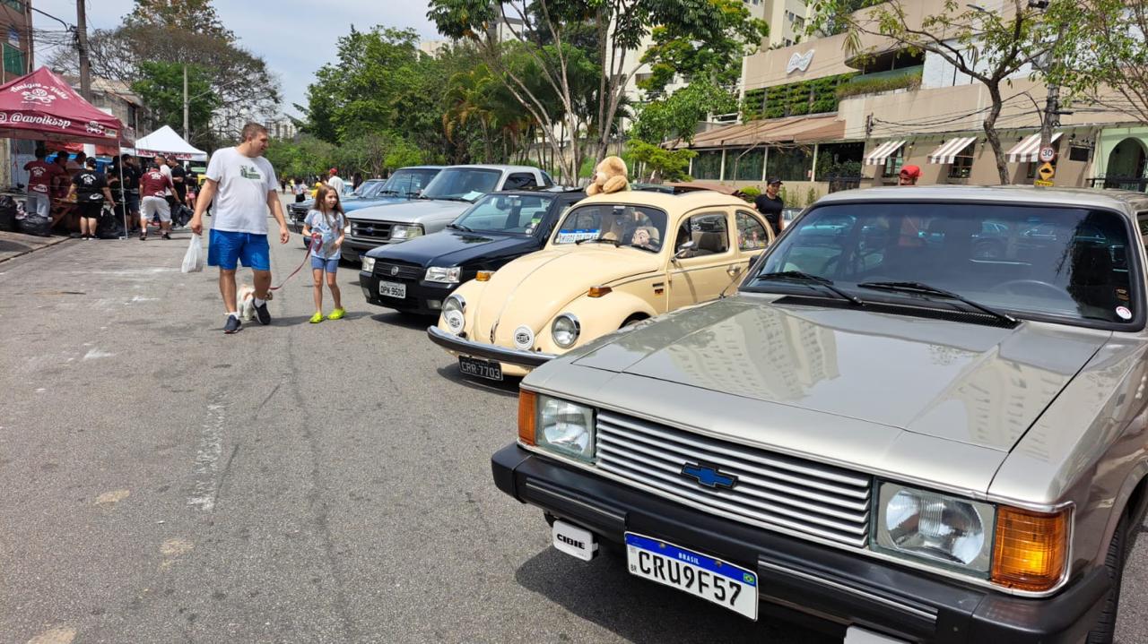 Cultura automotiva retrô: por que os carros antigos conquistam corações